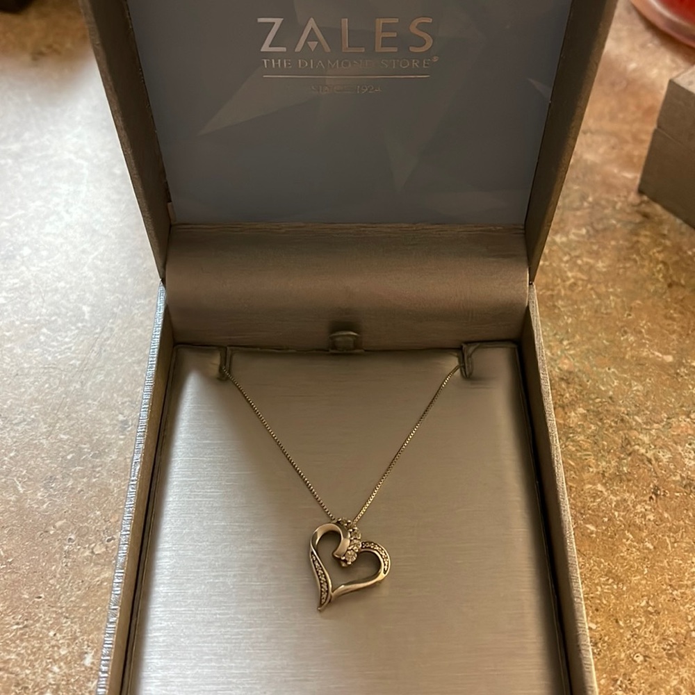 Zales heart necklace sterling silver with diamonds